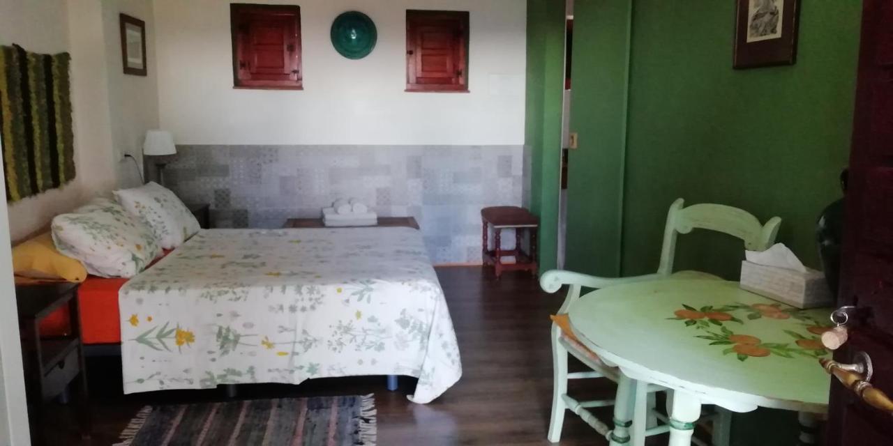 La Escuela Del Campo Bed & Breakfast Setenil De Las Bodegas Dış mekan fotoğraf